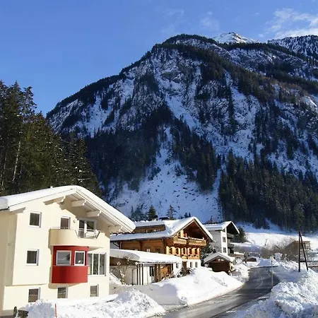 Guest house Apart Papilio Im Naturpark Zillertal